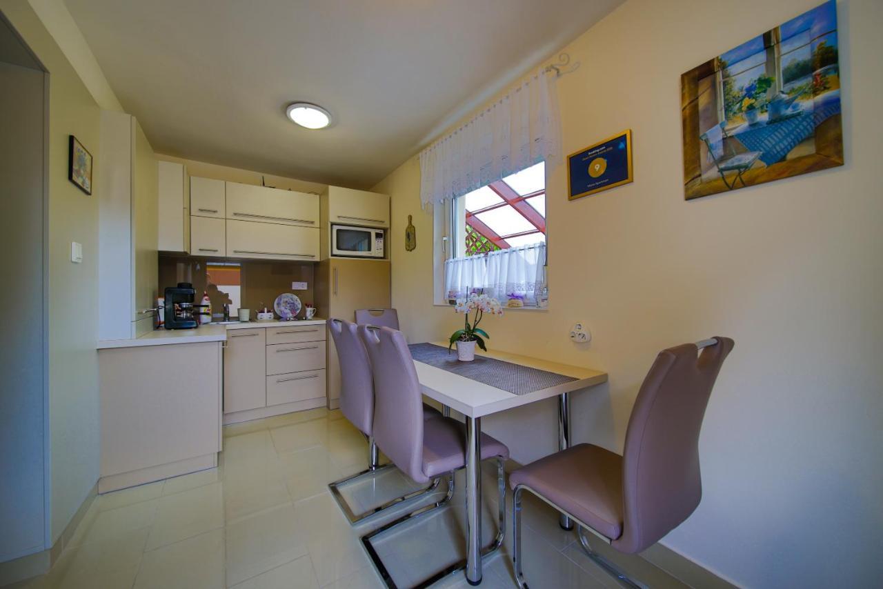 Maria Apartman Hajduszoboszlo Exterior photo
