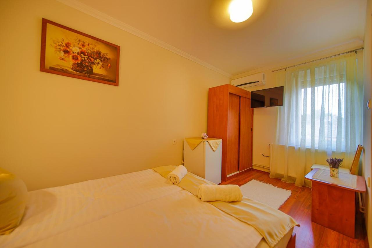 Maria Apartman Hajduszoboszlo Exterior photo