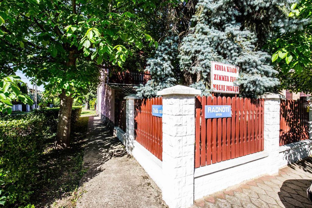 Maria Apartman Hajduszoboszlo Exterior photo